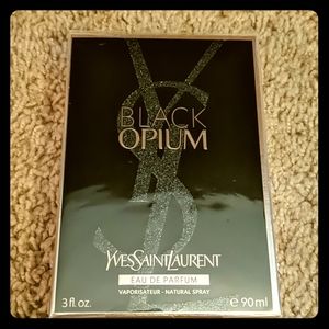 Yves Saint Laurent Black Opium